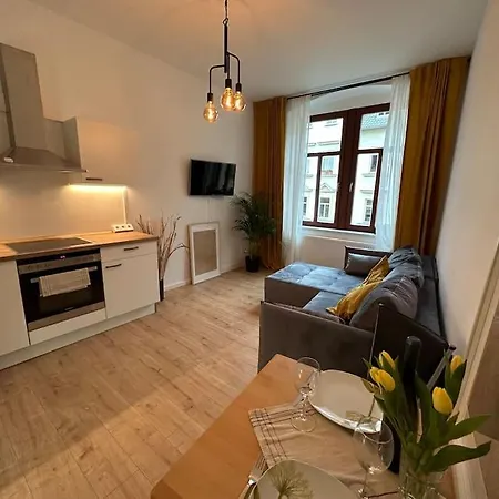 Herrliches Wohnen Mit Teichblick Apartment Altenburg