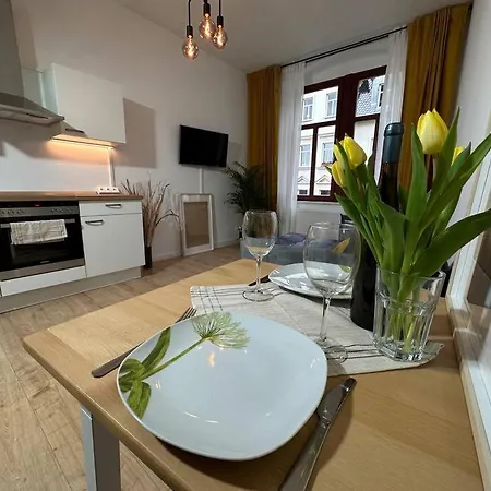 Herrliches Wohnen Mit Teichblick Apartment