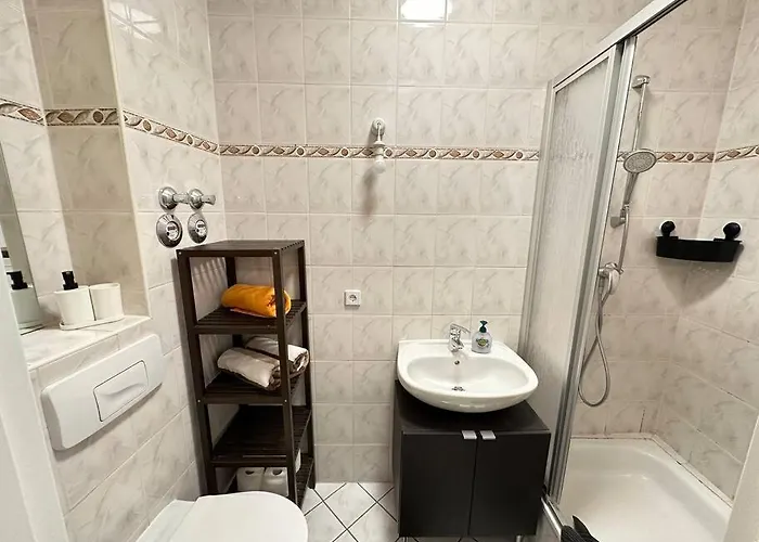 Herrliches Wohnen Mit Teichblick